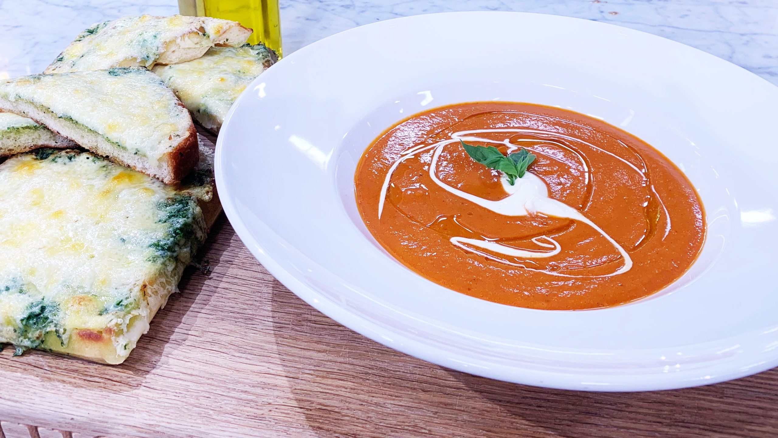 Delicious James Martin Tomato & Red Pepper Soup Recipe