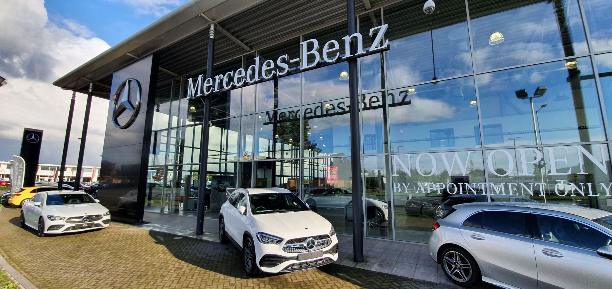 Explore The Luxury Of Mercedes-Benz Of York